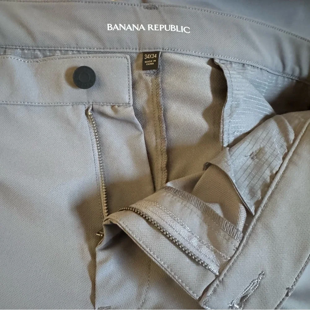 Banana Republic Men's‎ Charcoal Dress Pants